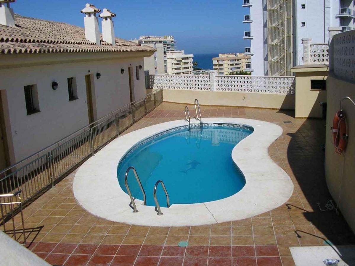 Apartamentos Benalmarina Málaga Dış mekan fotoğraf