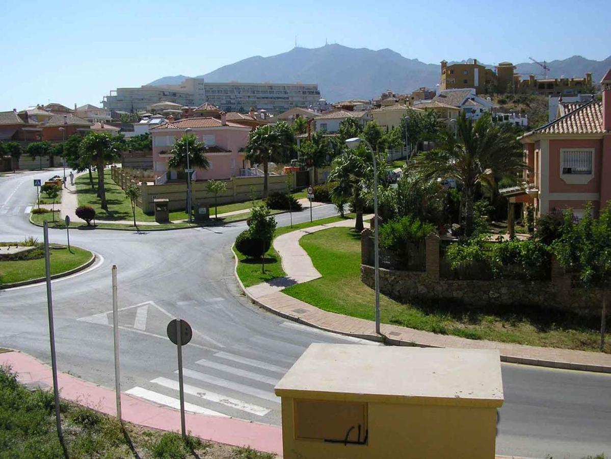 Apartamentos Benalmarina Málaga Dış mekan fotoğraf